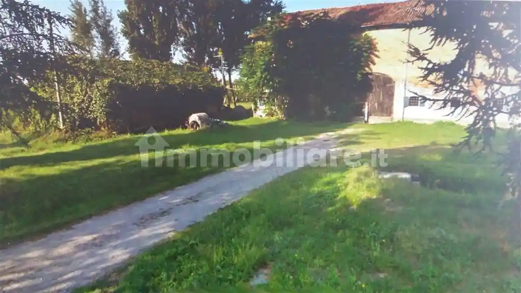 Rustico - Casale in vendita a Campogalliano