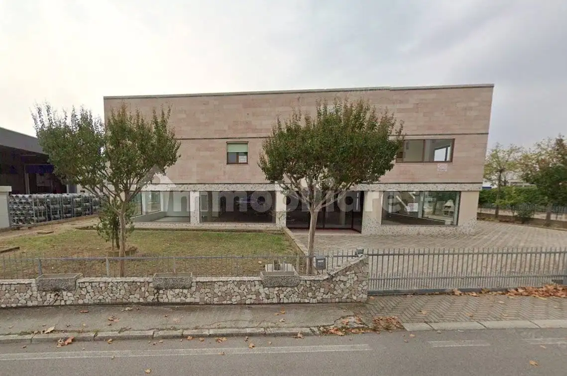 Palazzo - Edificio in vendita a Alonte