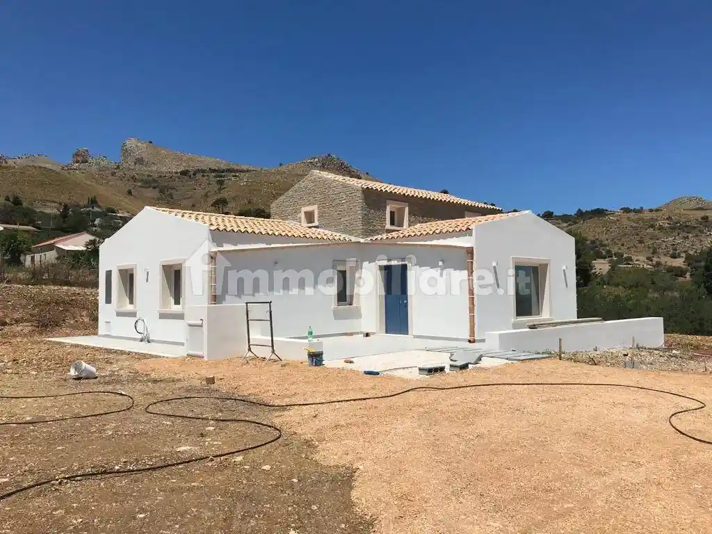 Villa in vendita a Castellammare del Golfo