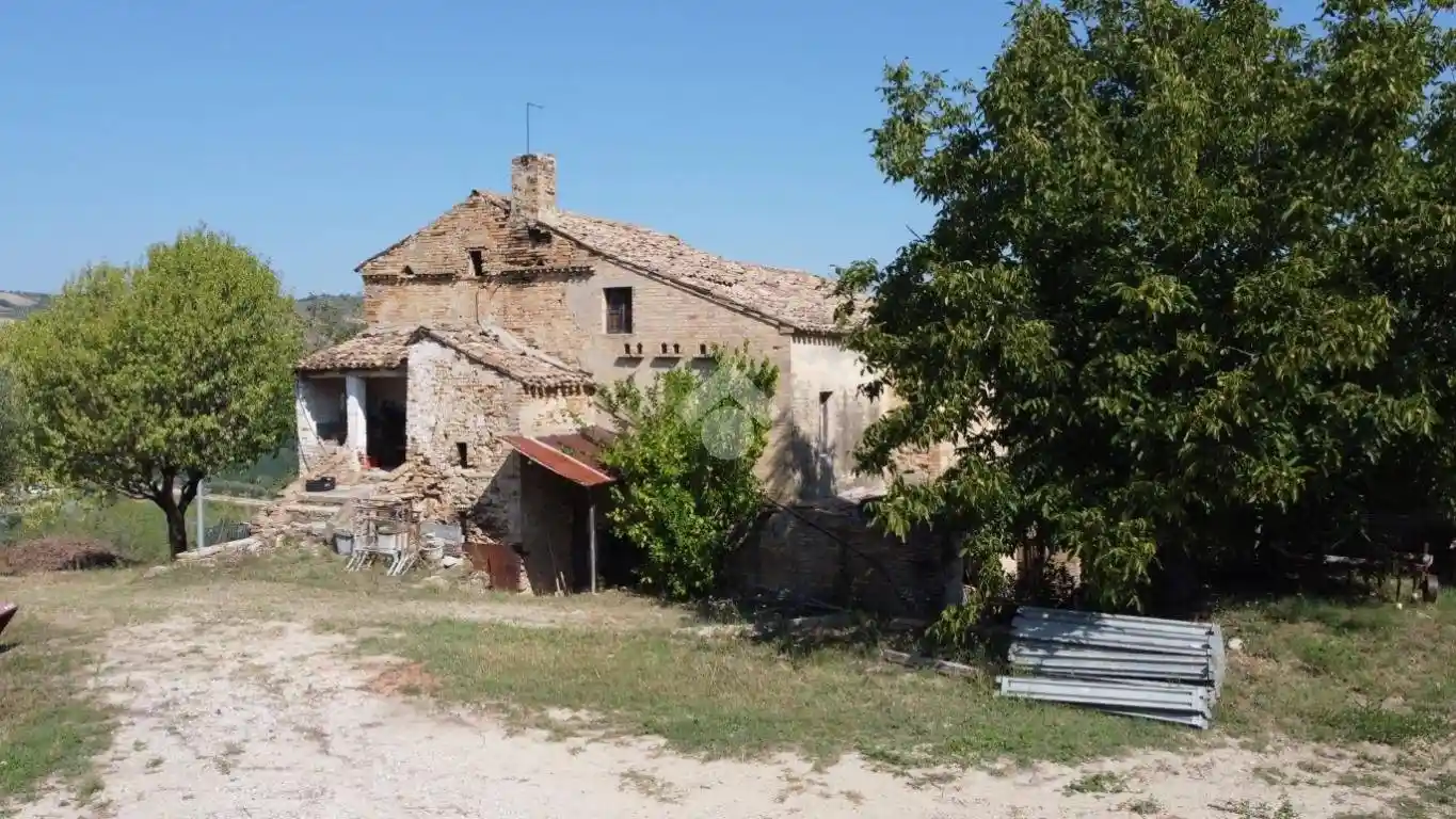 Rustico - Casale in vendita a Acquaviva Picena