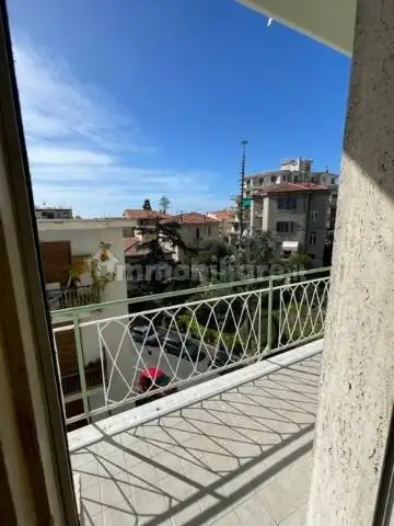 Appartamento in affitto a Ospedaletti