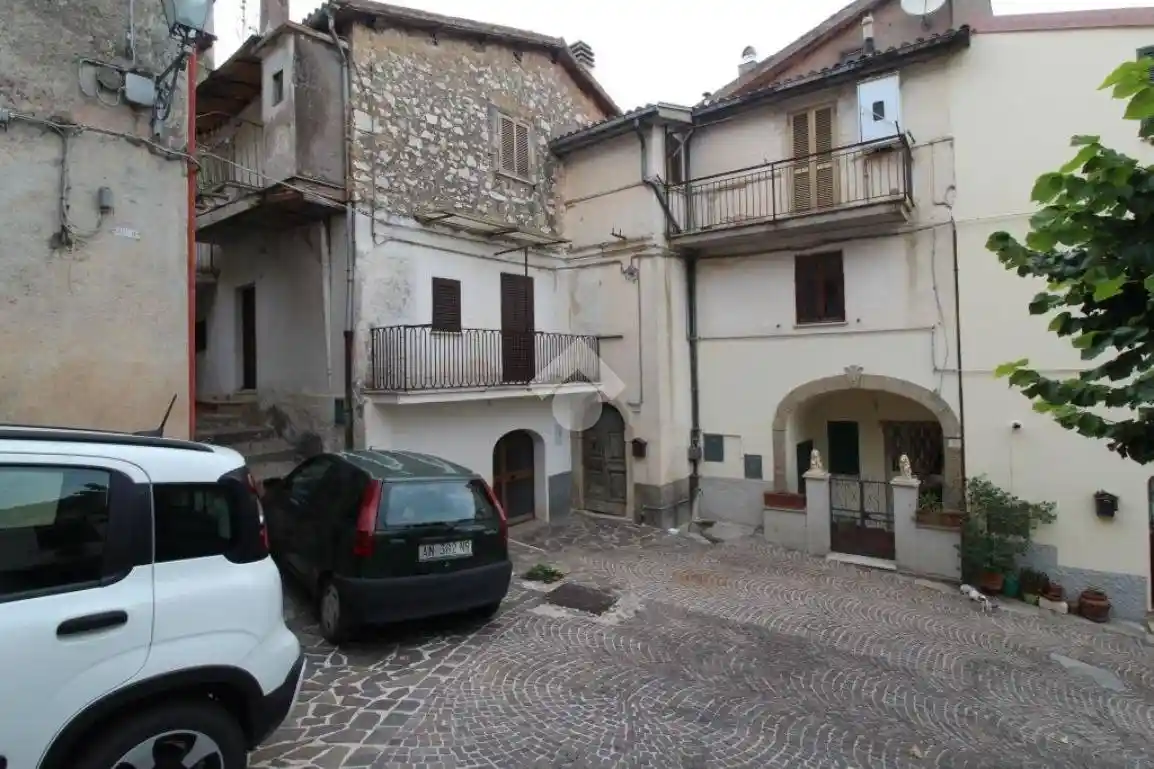 Appartamento in vendita a Scandriglia