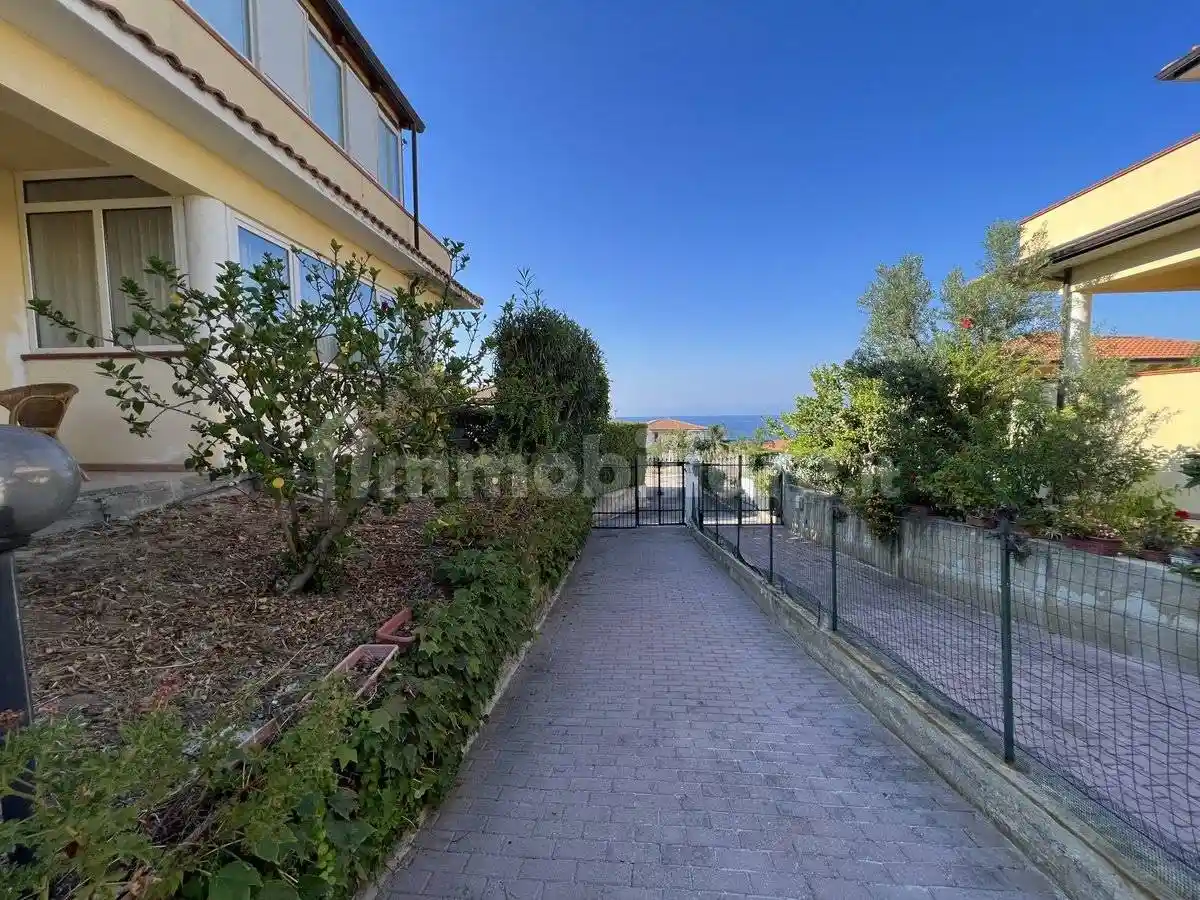 Villa bifamiliare Località La Brace 18, Briatico - foto 5