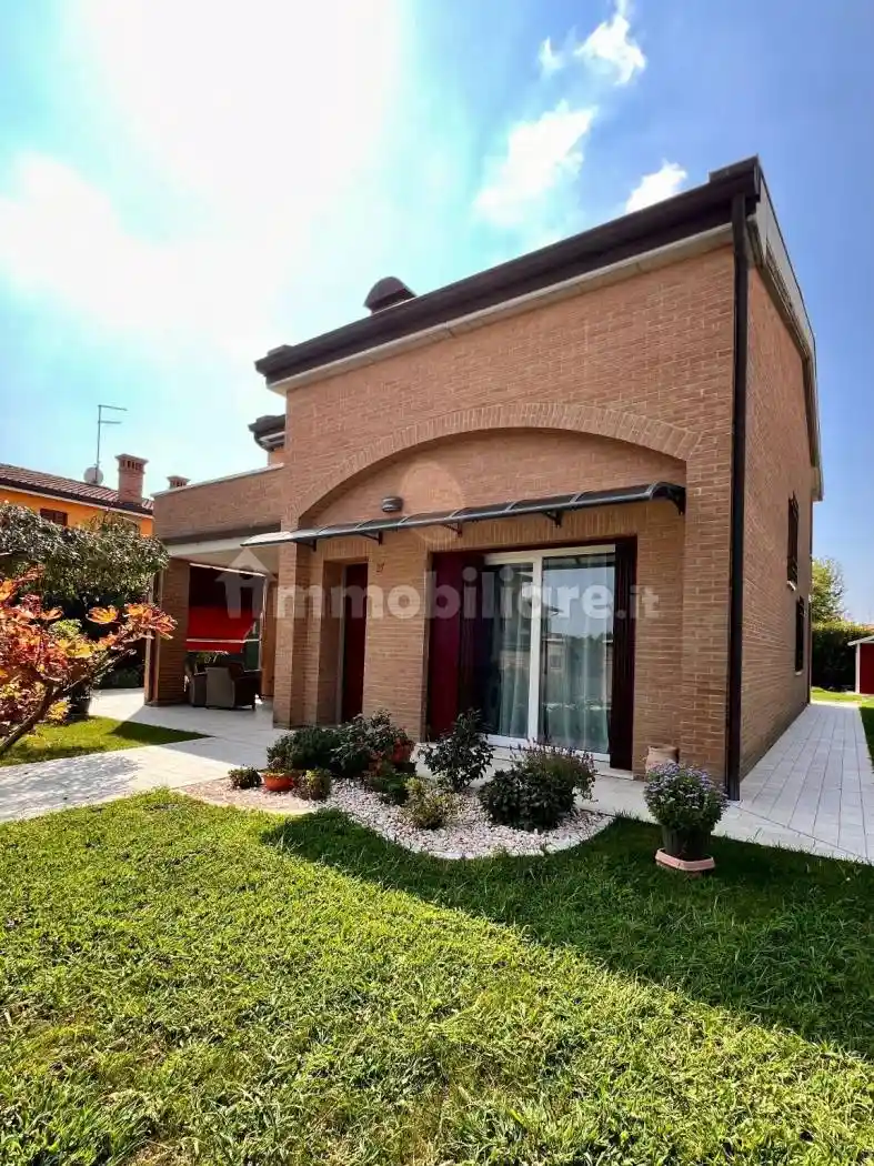 Villa in vendita a Copparo