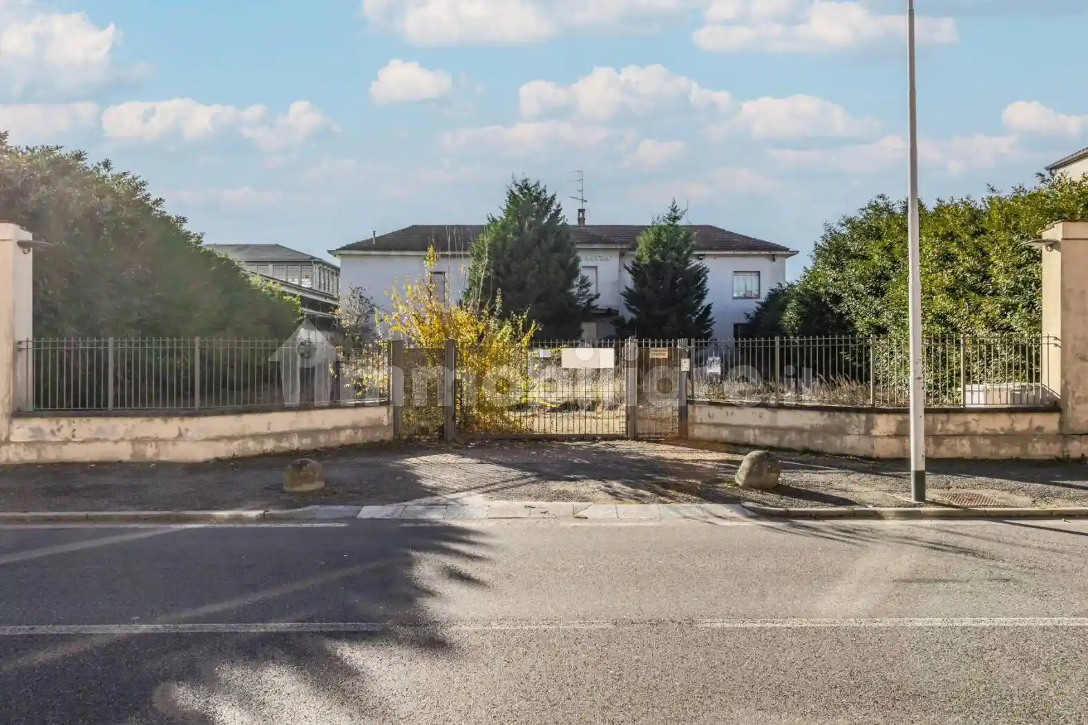 Palazzo - Edificio in vendita a Vercelli