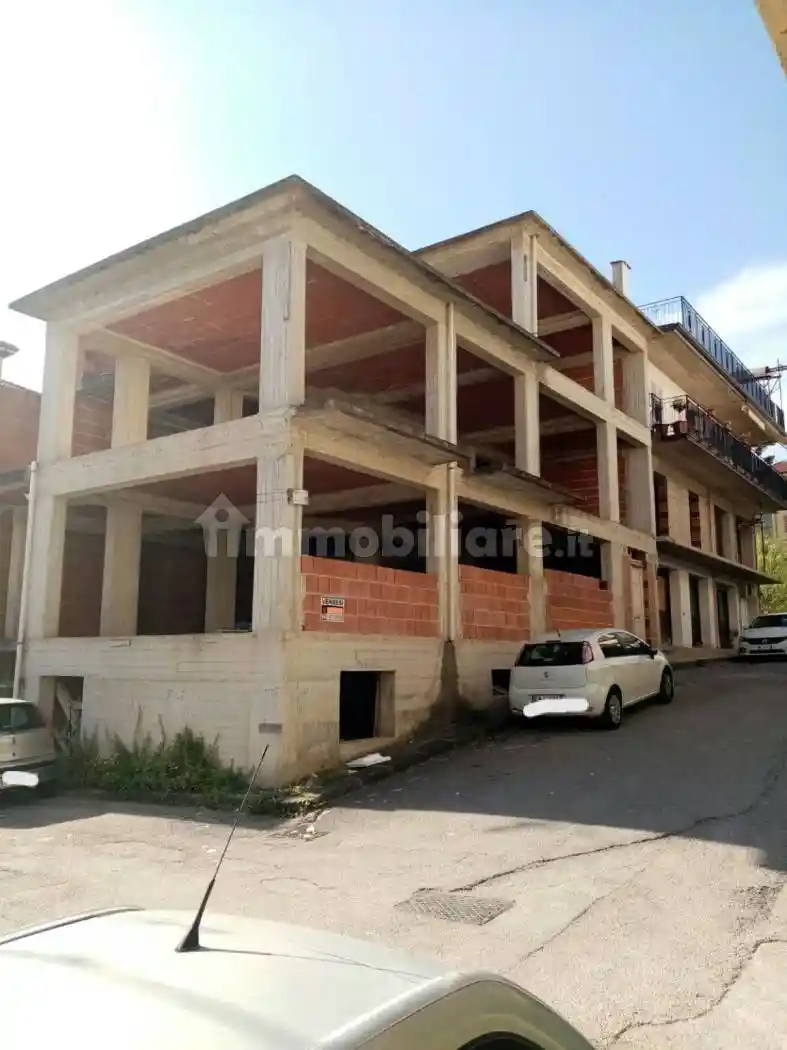 Palazzo - Edificio in vendita a Sant'Agata di Militello