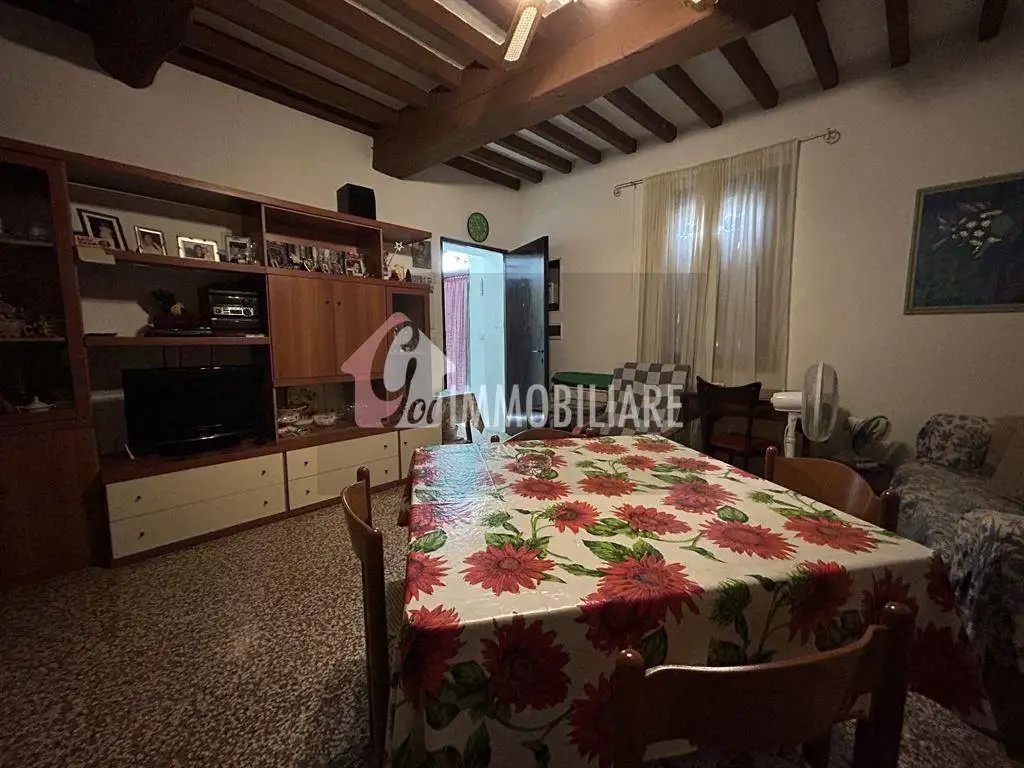 Casa indipendente in vendita a Casteldidone