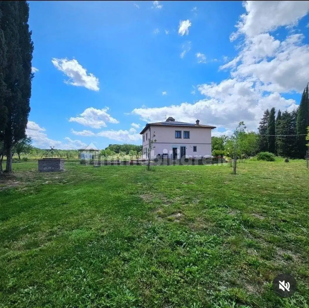 Villa in vendita a Castiglione del Lago