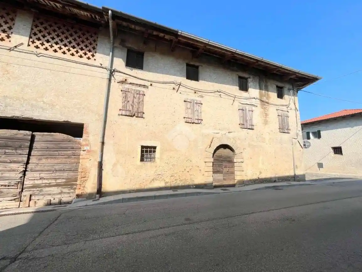 Rustico - Casale in vendita a Basiliano