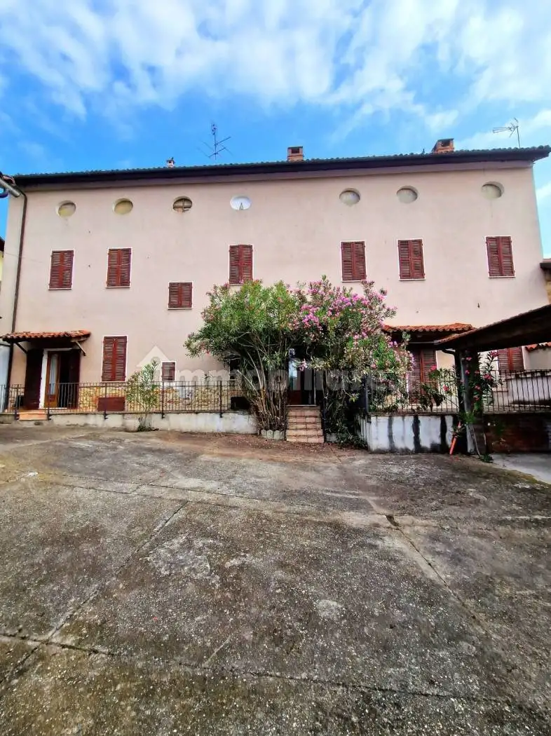 Rustico - Casale in vendita a Grazzano Badoglio