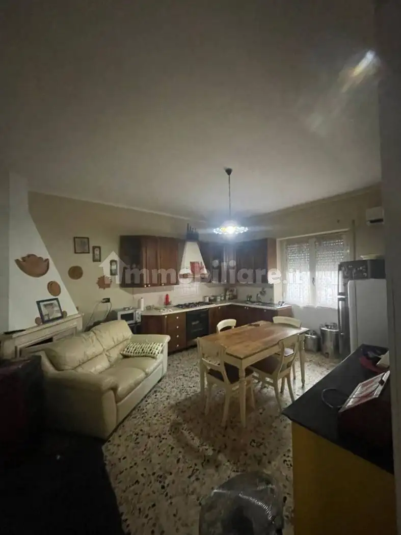 Appartamento in vendita a Falerna