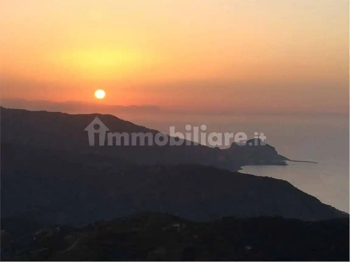 Appartamento in vendita a Pollina