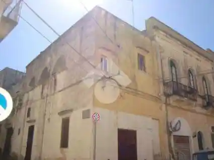 Casa indipendente in vendita a Alezio