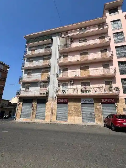 Appartamento in vendita a Giarre