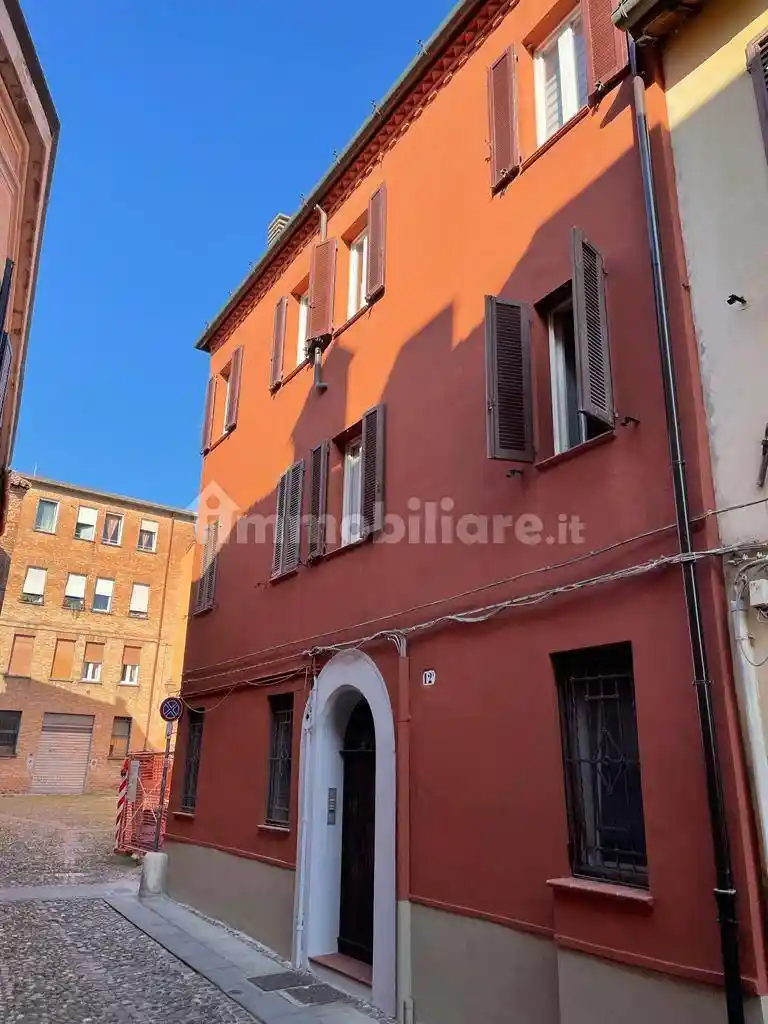 Appartamento in affitto a Ferrara