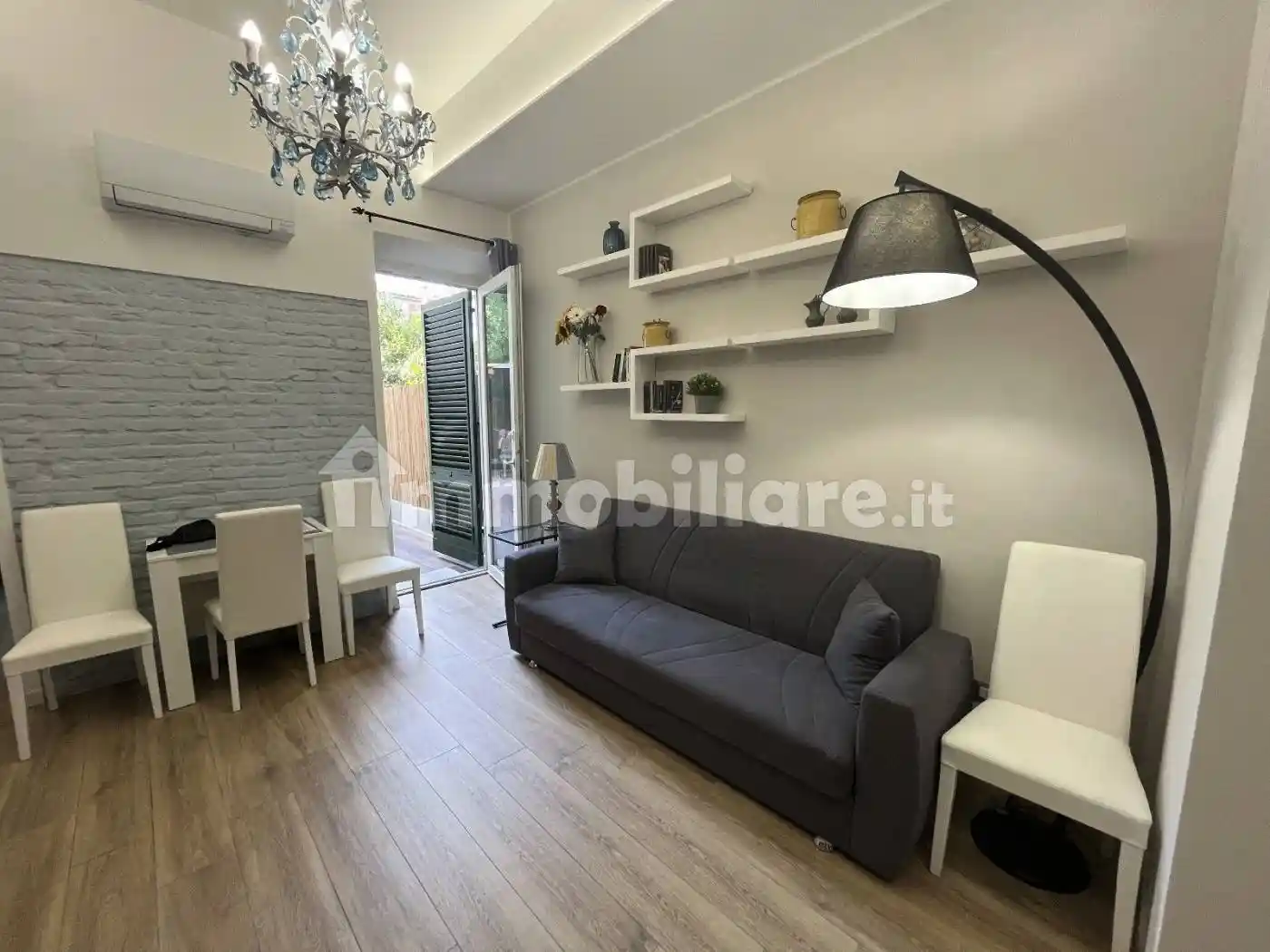 Appartamento in vendita a Viareggio