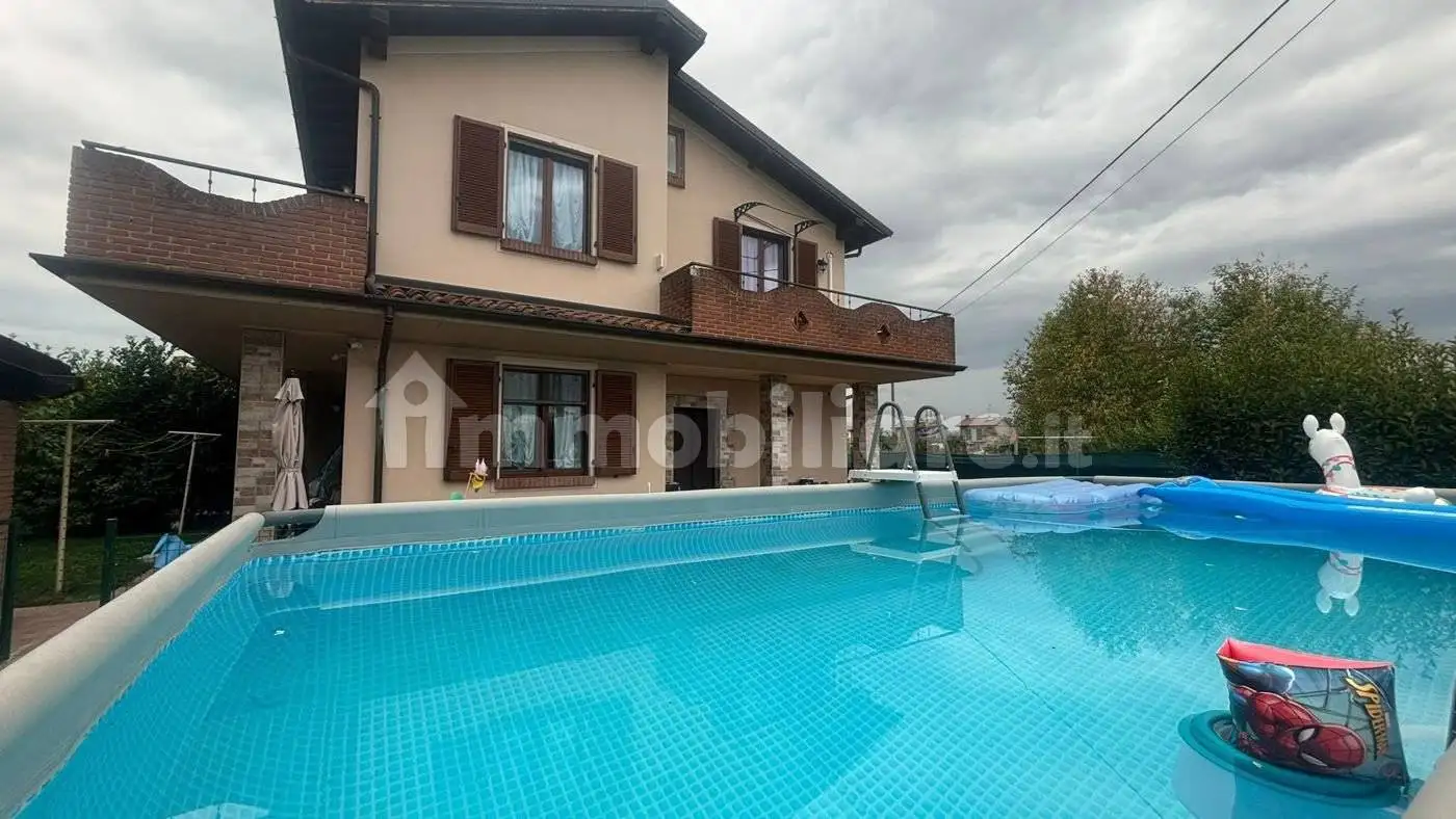 Villa in vendita a Barbianello