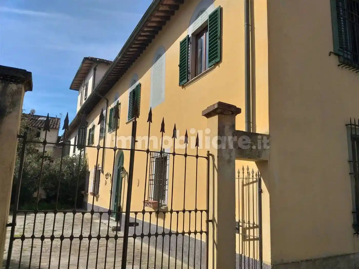 Villa in vendita a Campi Bisenzio