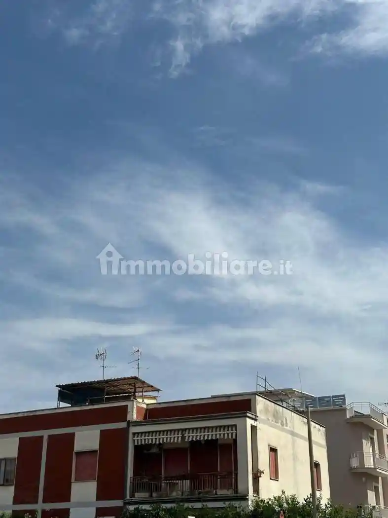 Palazzo - Edificio in vendita a Latina