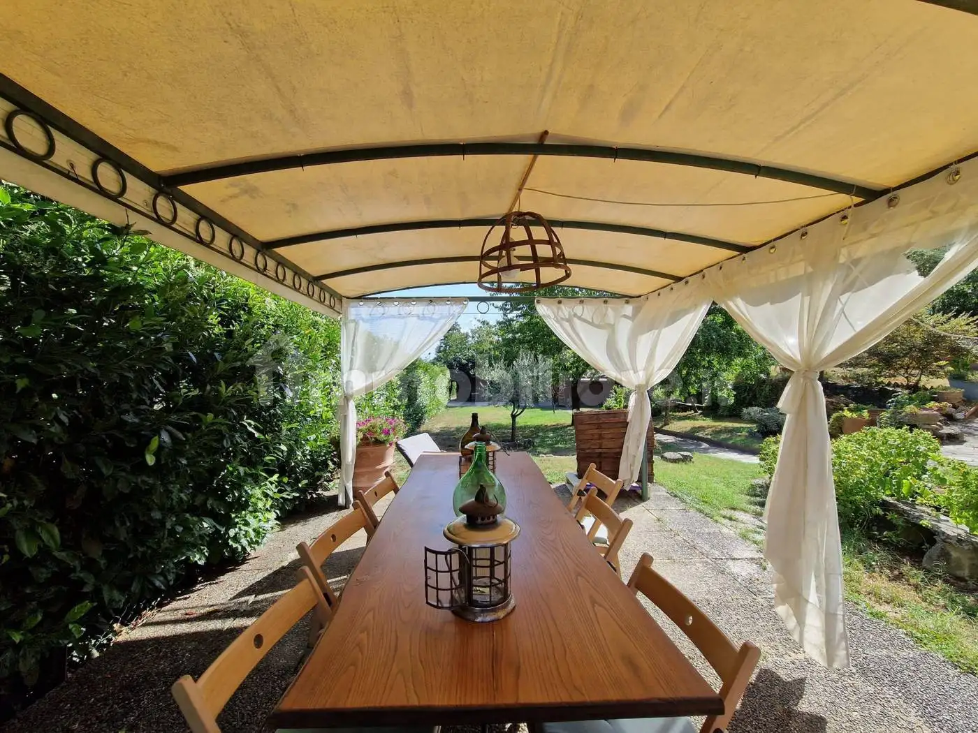 Casa indipendente in vendita a Pistoia