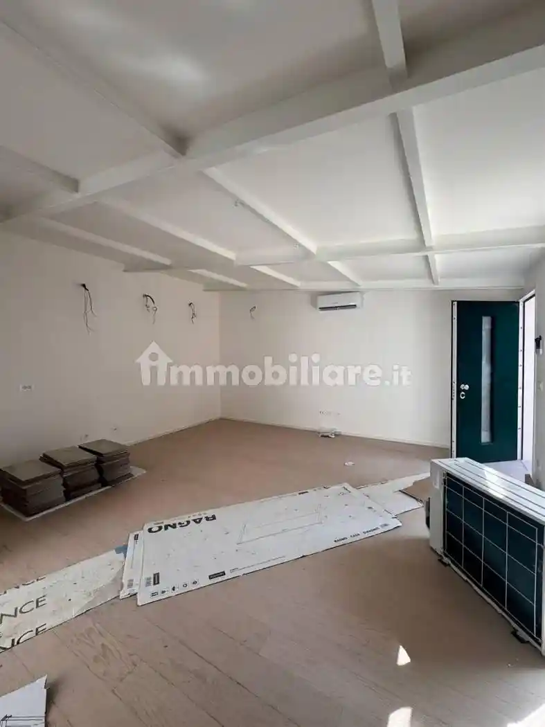 Bilocale via Antonio Carnevali 14, Dergano, Milano - foto 2