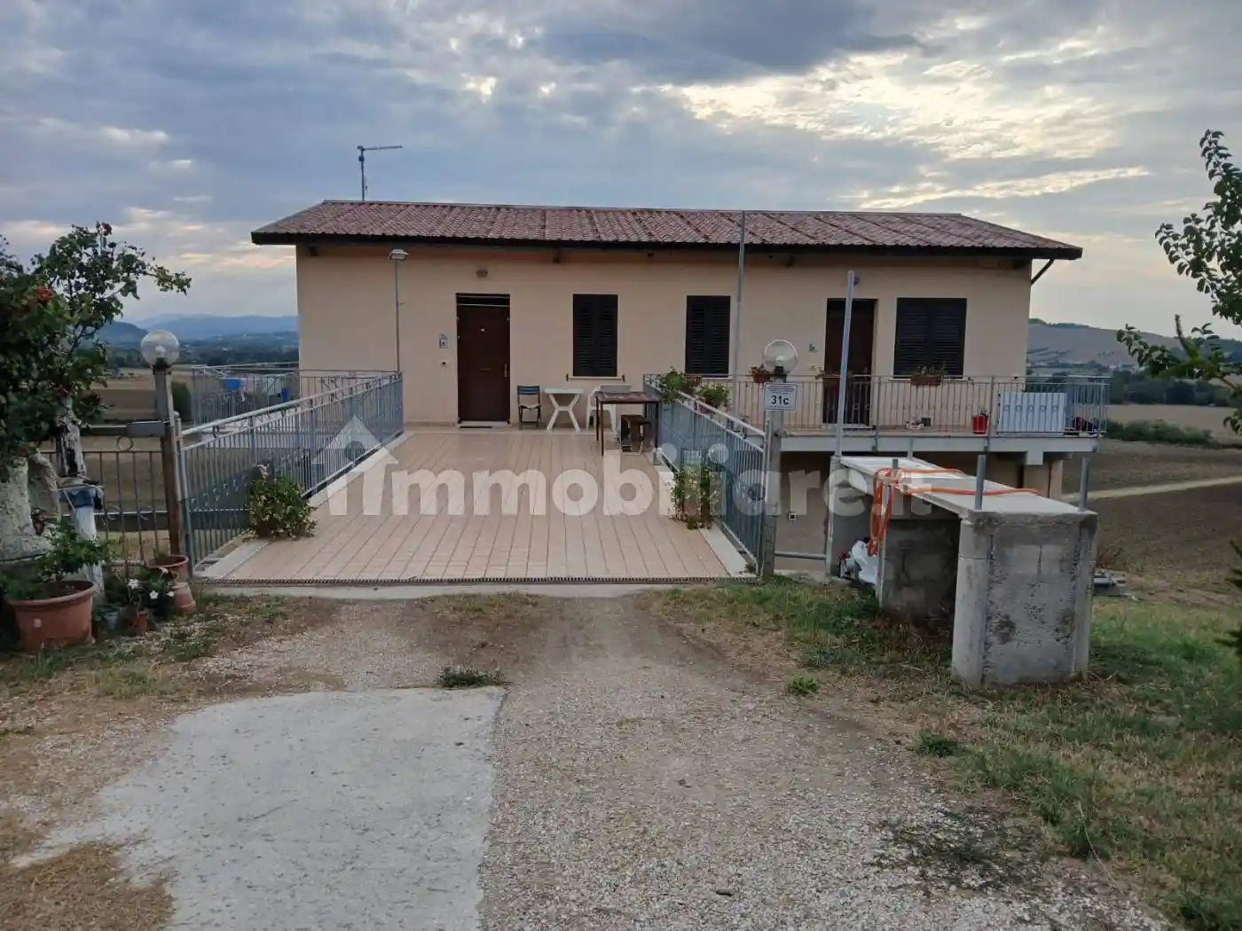 Villa in vendita a Macerata