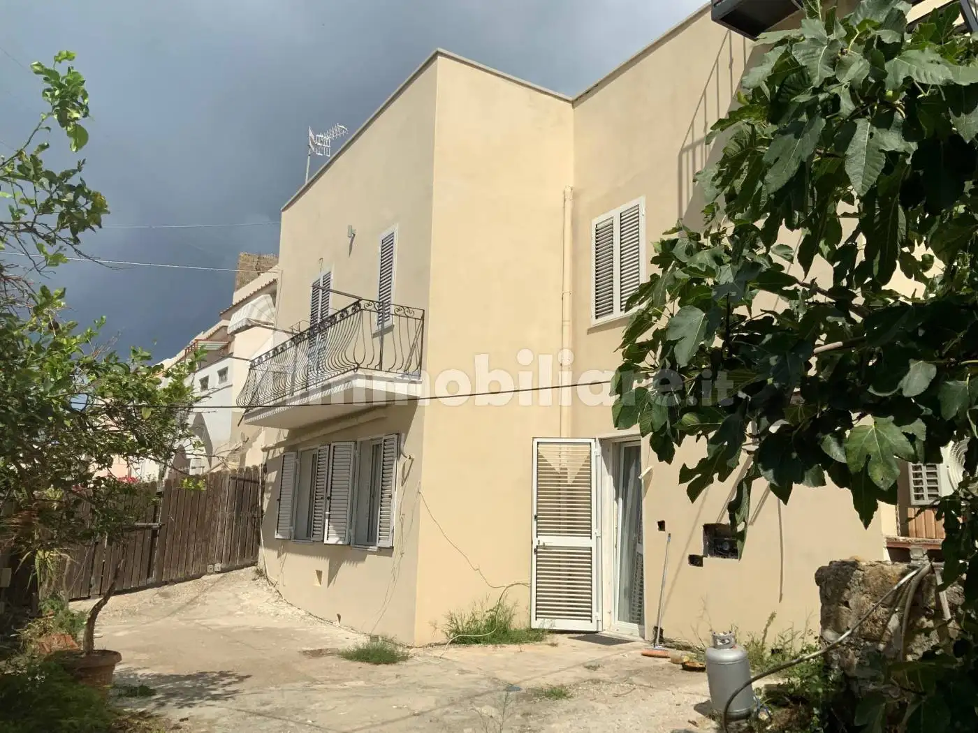 Appartamento in affitto a Procida