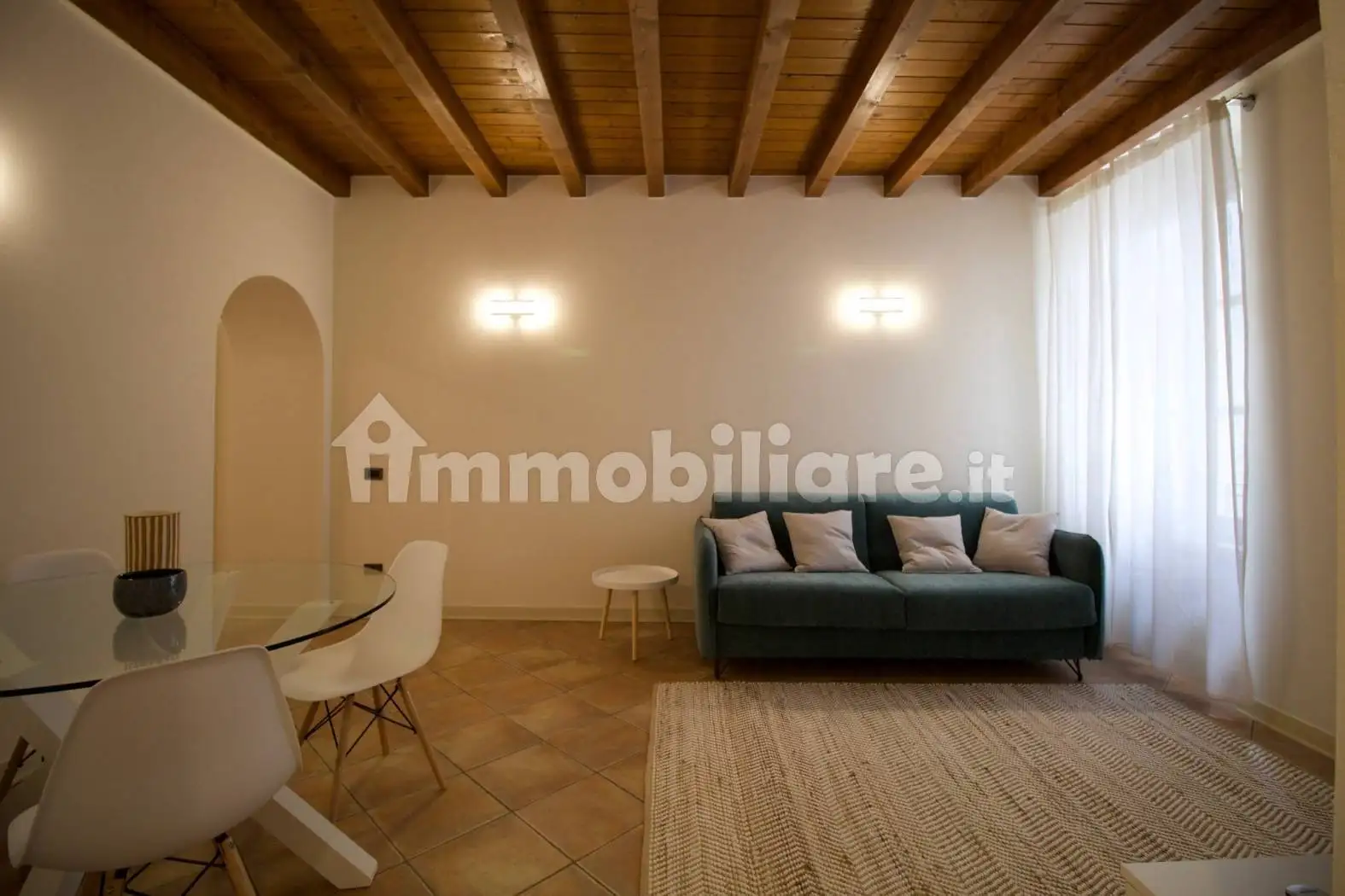 Appartamento in affitto a Salò