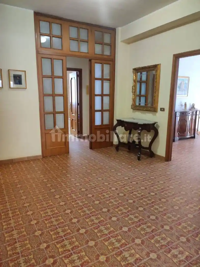 Appartamento via Melfi 164, Venosa - foto 4