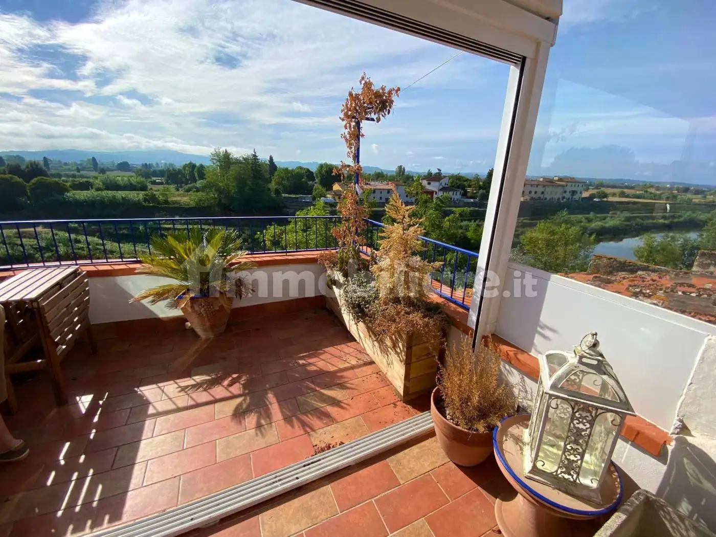 Bilocale Lungarno Trento e Trieste 21, Limite, Capraia e Limite - foto 2