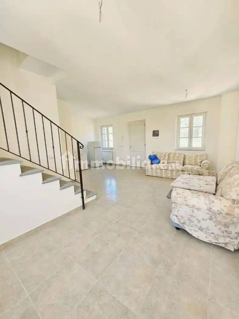 Casa indipendente in vendita a Cortona