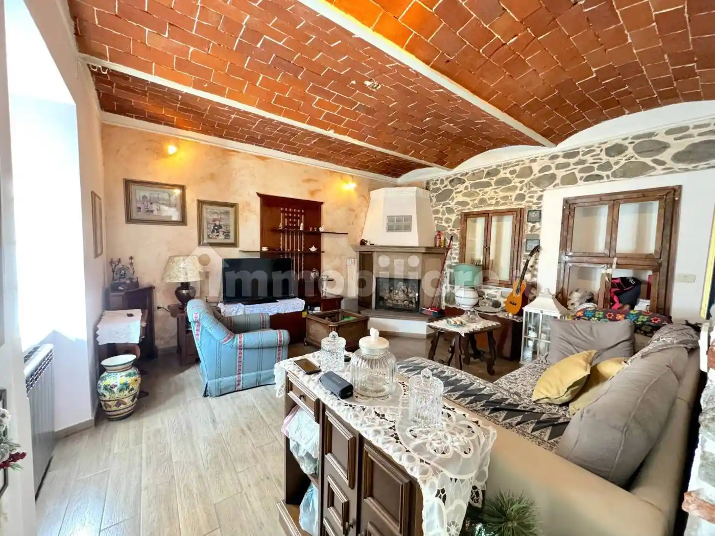 Casa indipendente in vendita a Vernio