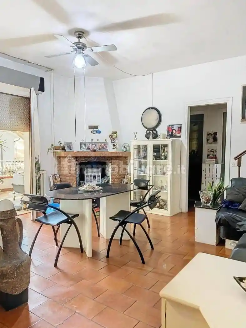 Appartamento in vendita a Viareggio