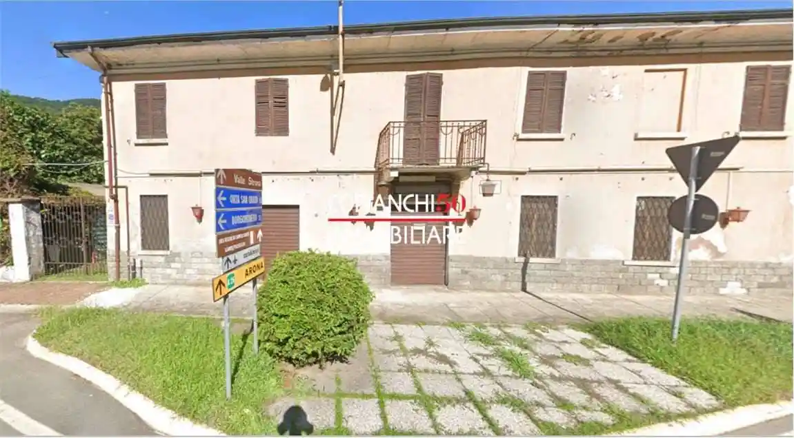 Palazzo - Edificio in vendita a Omegna