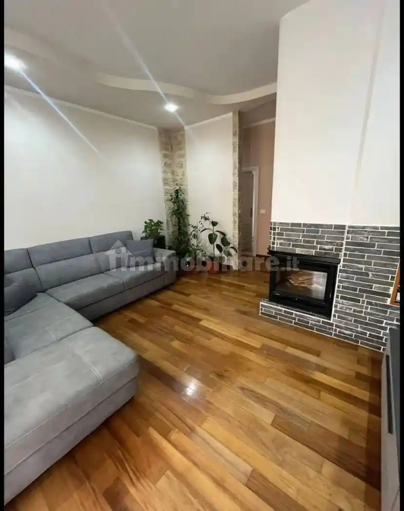 Appartamento in vendita a Abbadia San Salvatore