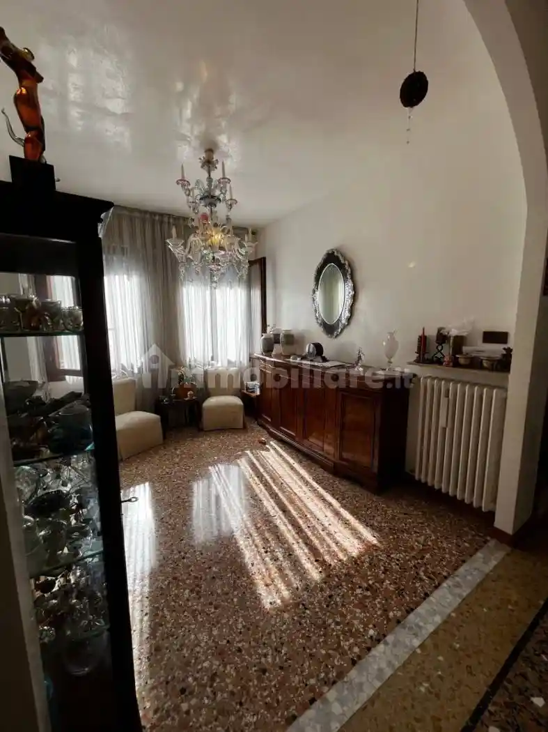 Appartamento in vendita a Venezia