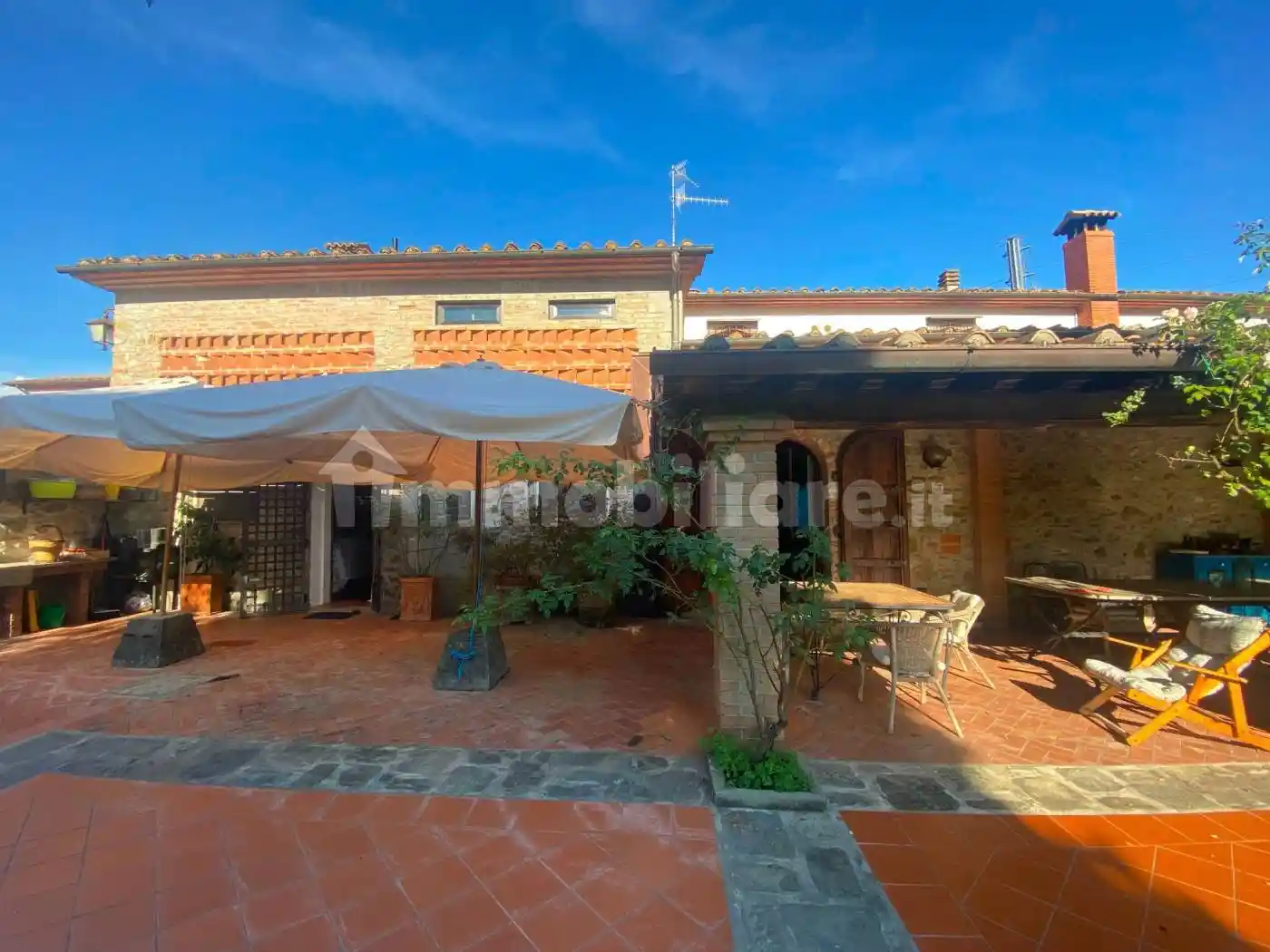 Villa in vendita a Pistoia