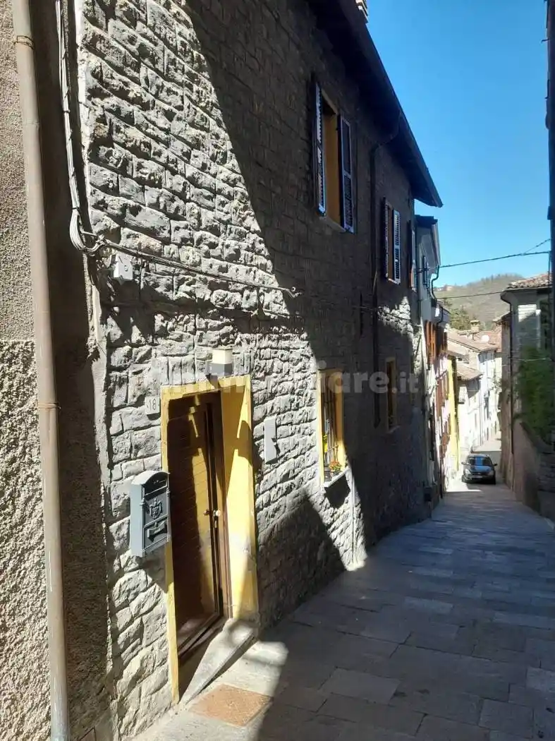 Casa indipendente in vendita a Garbagna