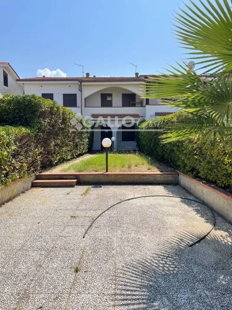 Villa in vendita a Cassano all'Ionio