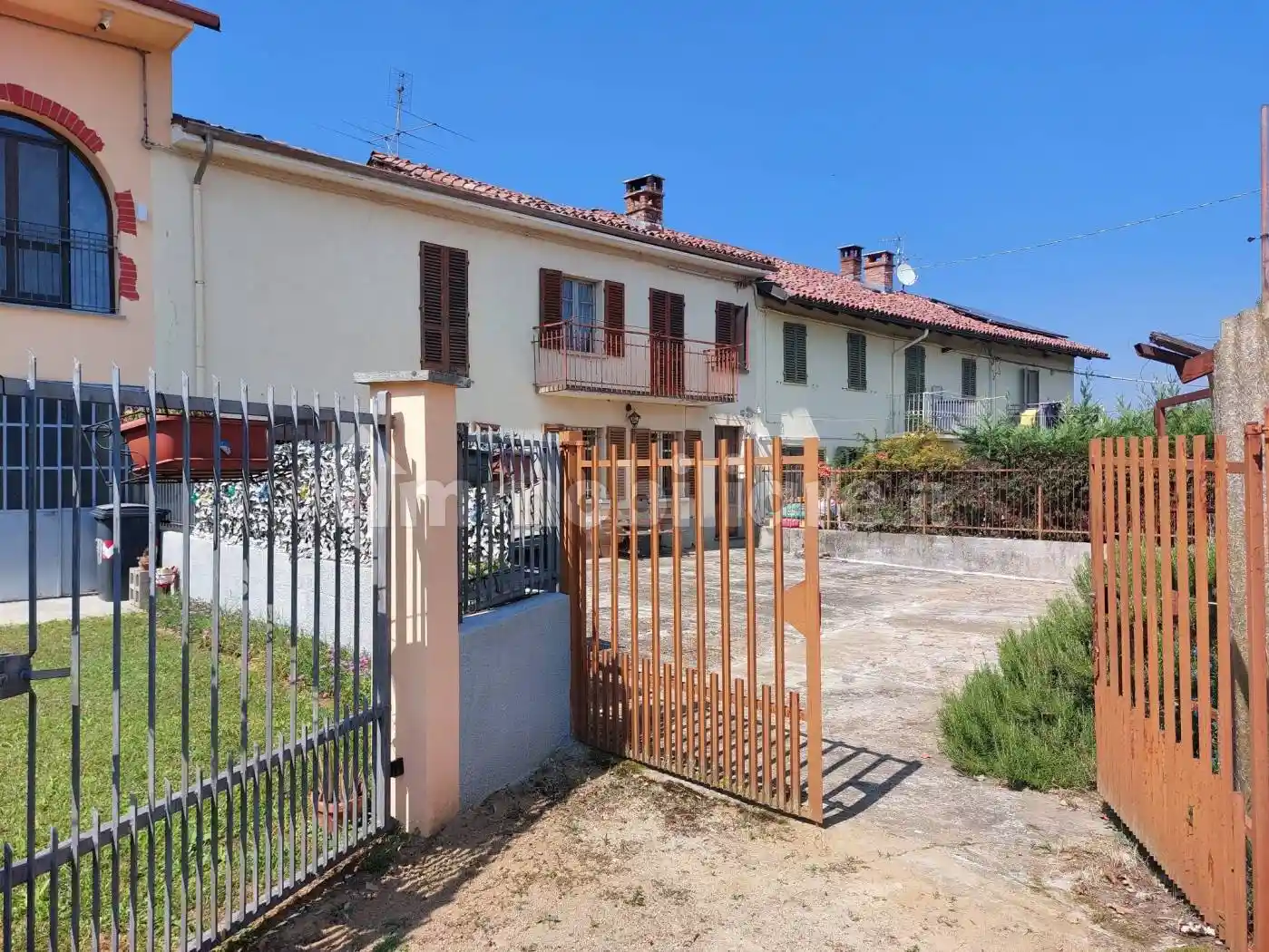 Terratetto unifamiliare frazione Castiglione 87, Castiglione, Asti - foto 2