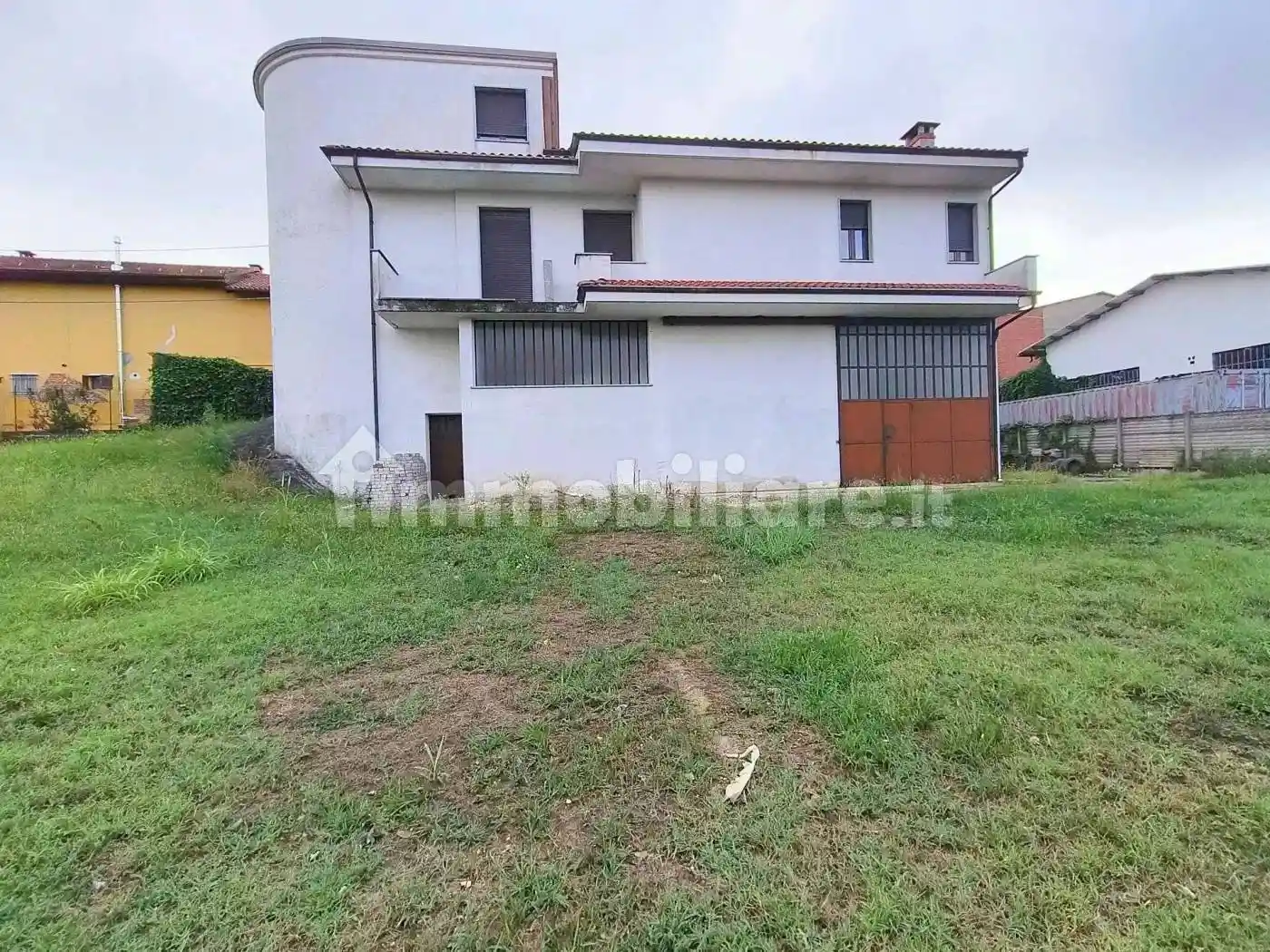 Villa in vendita a Montà