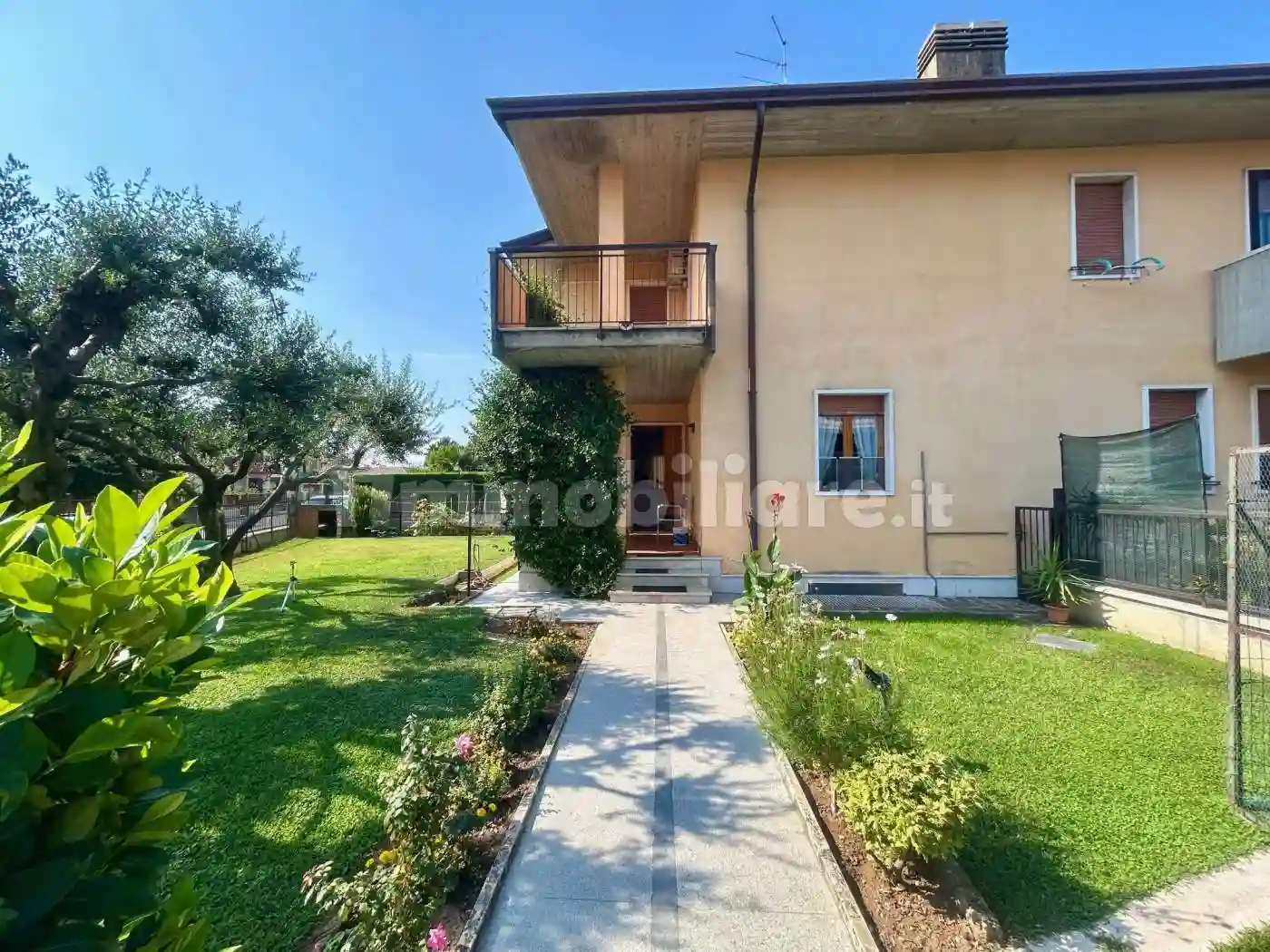 Villetta a schiera - foto 2