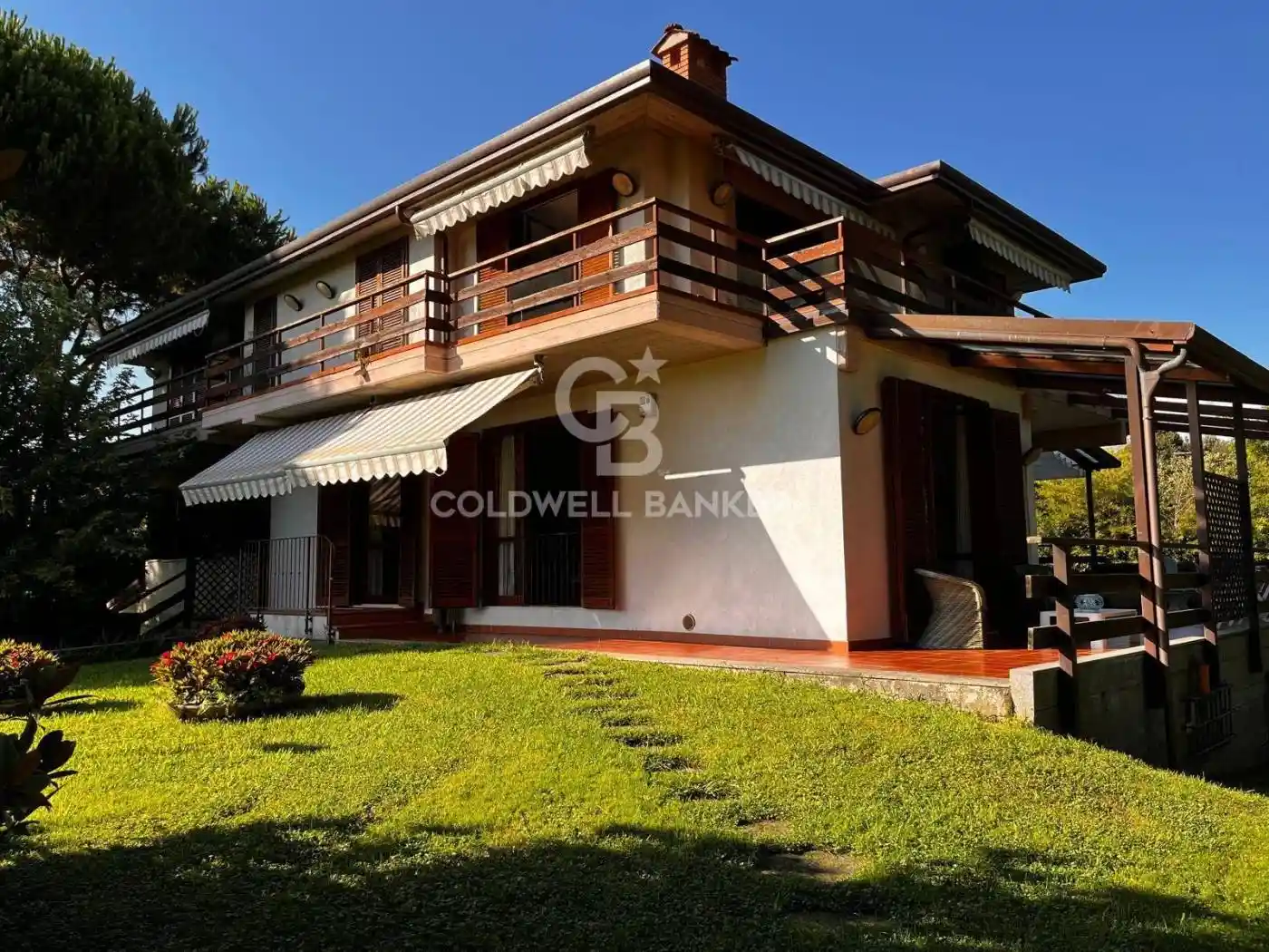 Villa in vendita a Massa