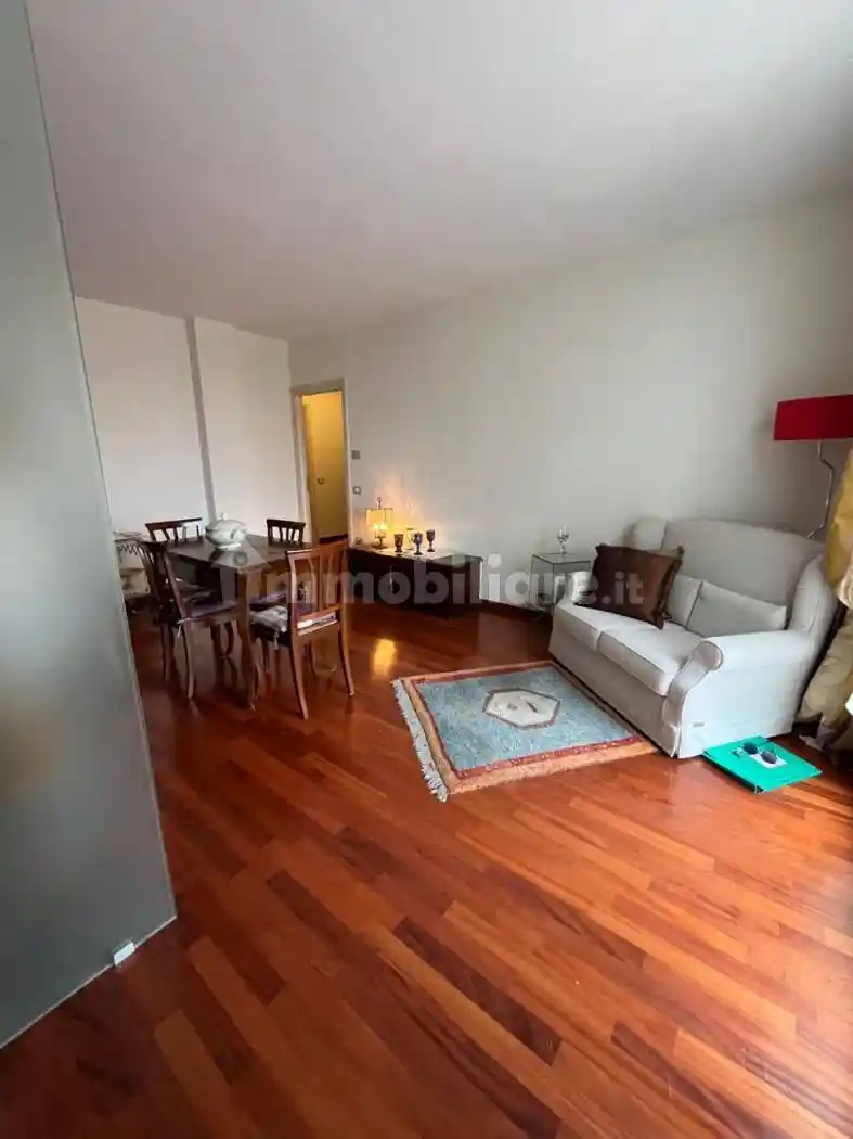 Appartamento in vendita a Mombaroccio