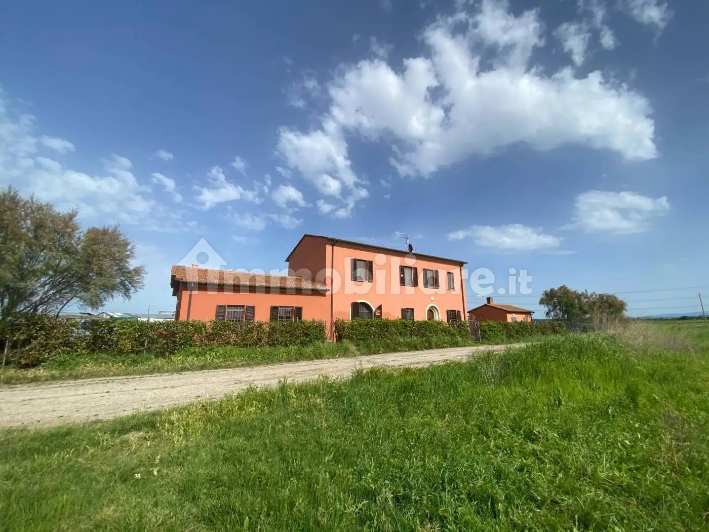 Villa in vendita a Cascina