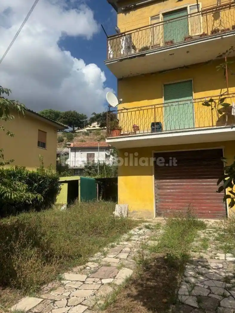 Appartamento in vendita a Bolsena