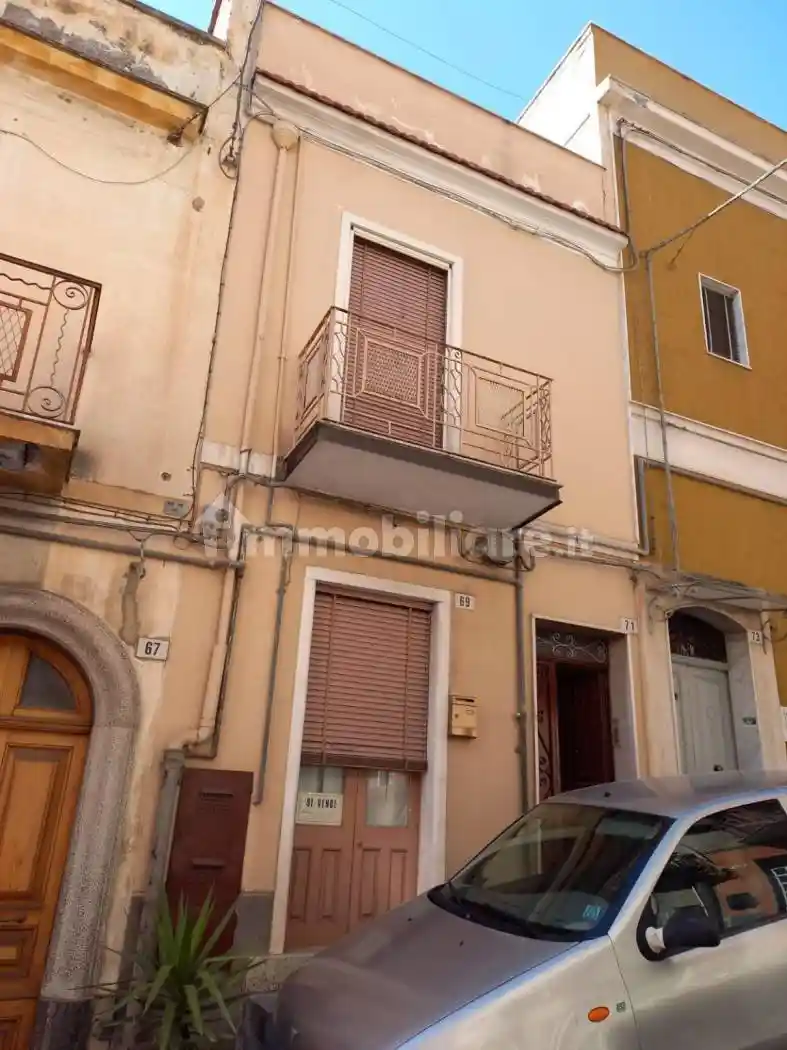 Appartamento in vendita a Bronte