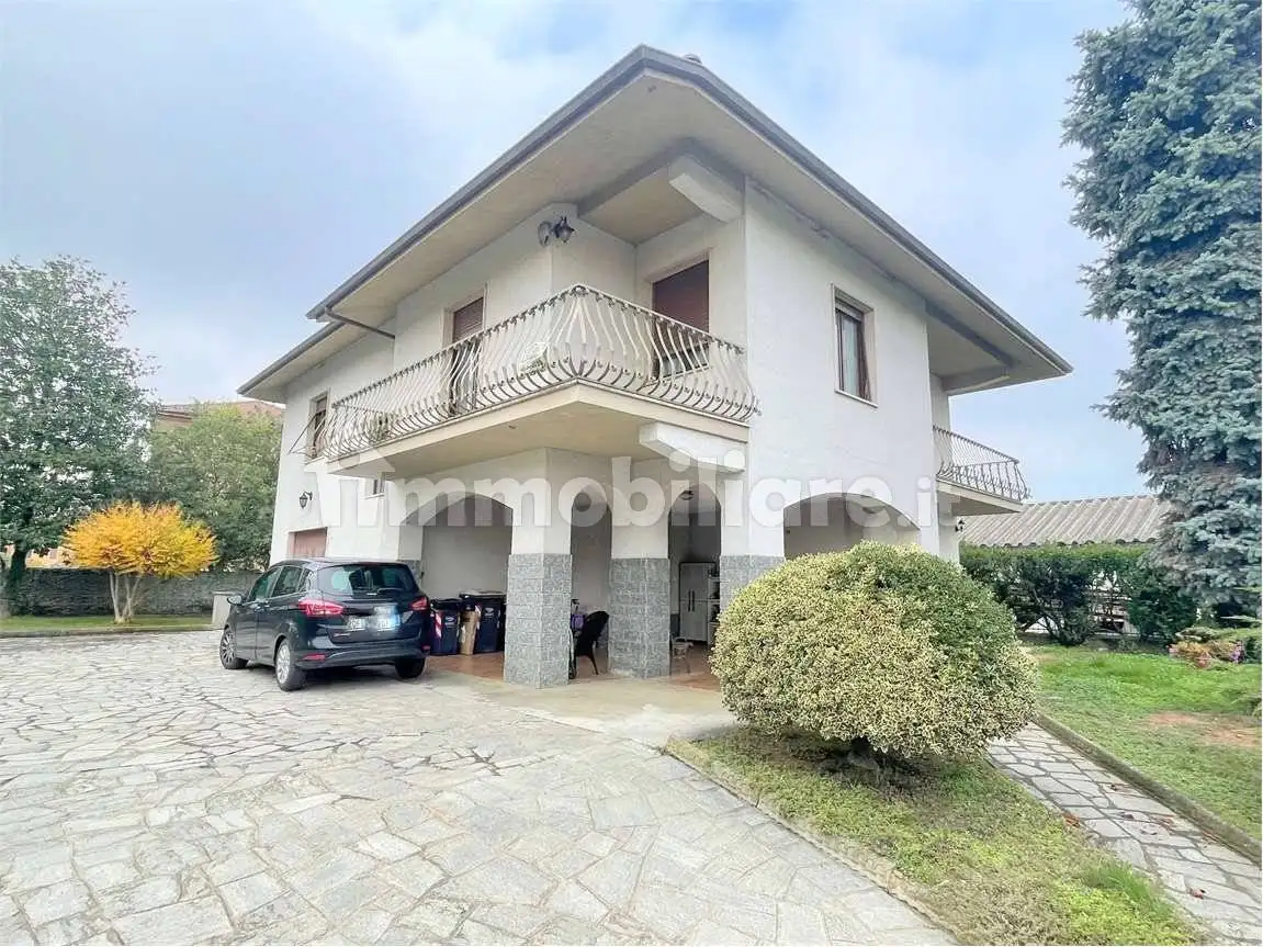 Villa in vendita a Fresonara