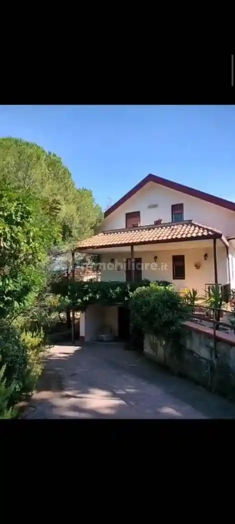 Villa in vendita a Pedara