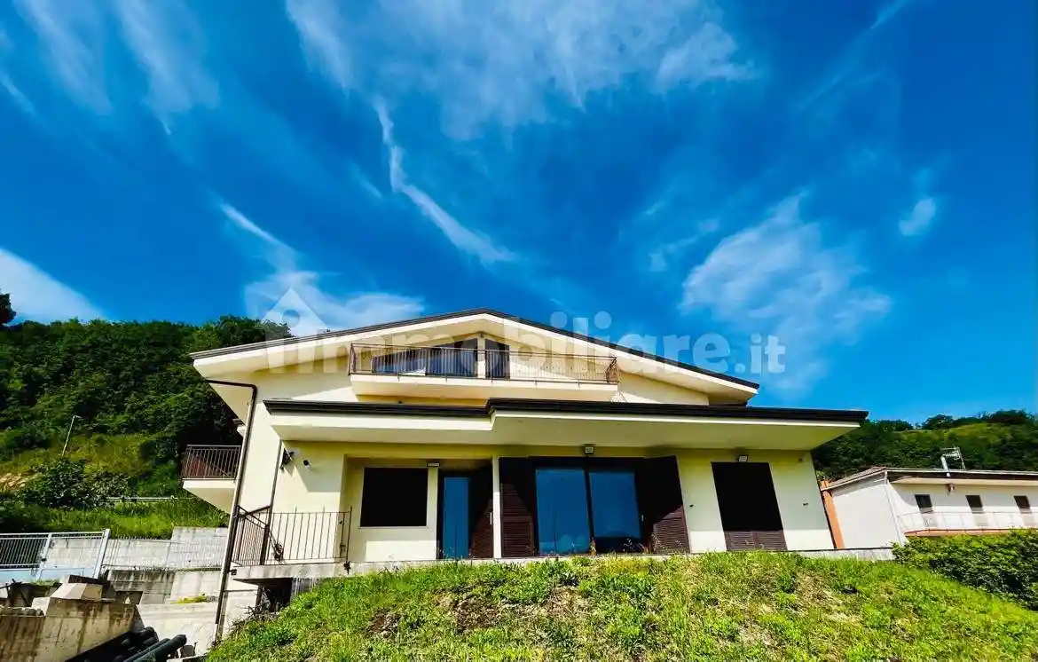 Villa in vendita a Salerno